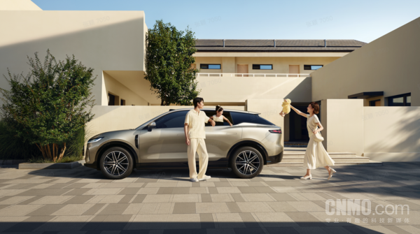 全新岚图知音预售22万元起 配华为乾崑智驾ADS4系统