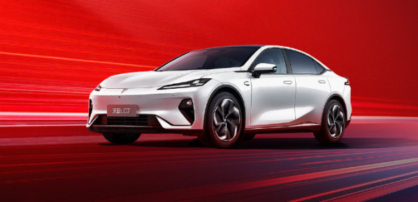 深蓝L072026款上市，华为智驾全系标配