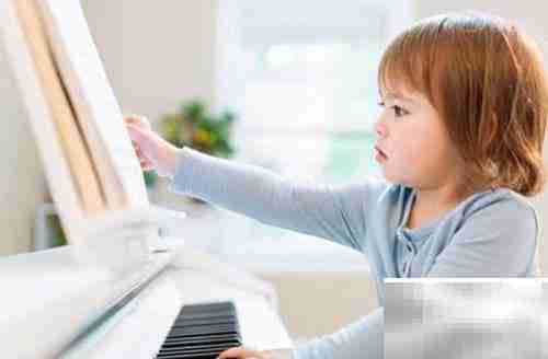 左手伴奏技巧:弹钢琴必备