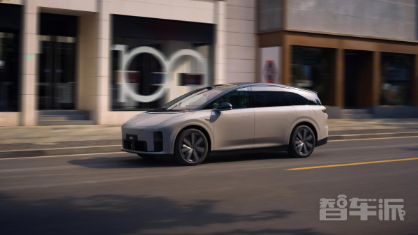 理想i8与MEGA不共用平台，产能互不干扰