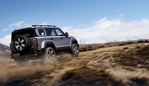 硬派越野车销量排名：BJ40超越豹与坦克300？