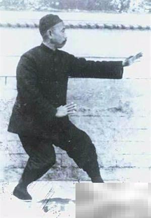 站桩入门：正确姿势与技巧详解