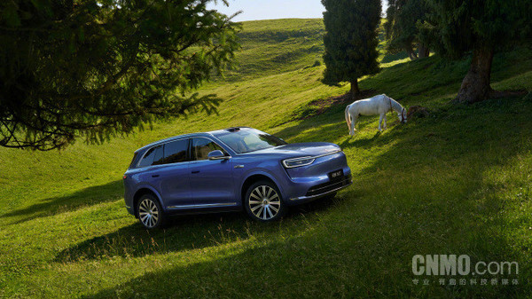 问界M7设计细节曝光：星环大灯与灵动灯珠