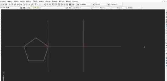 AutoCAD2007怎么拉伸图形