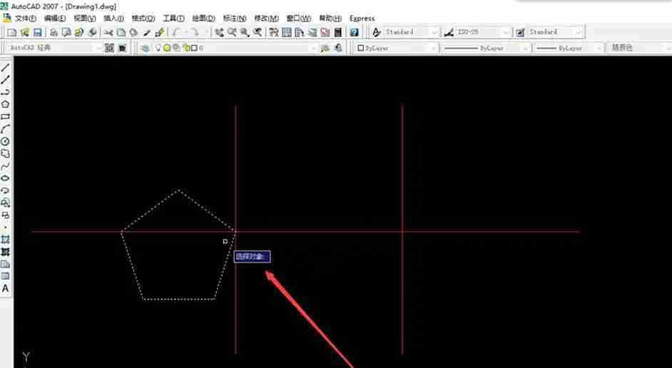 AutoCAD2007怎么拉伸图形