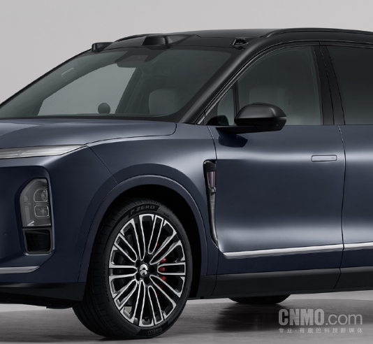 蔚来全新ES8定档8月21日 李斌：将同时开放门店体验