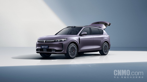 国资车企智能化突围战：华为鸿蒙如何成为“技术外脑”？