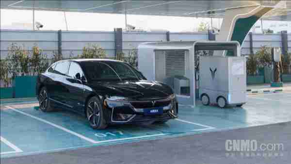 岚图CEO建议优化高速充电桩：加入超时占位费机制