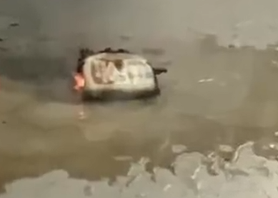 南京地铁通报一起充电宝自燃冒烟事件：工作人员已处置