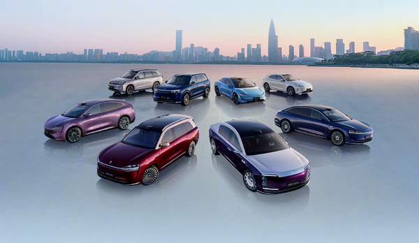 车圈打黑风暴，鸿蒙理想处理千账号引关注