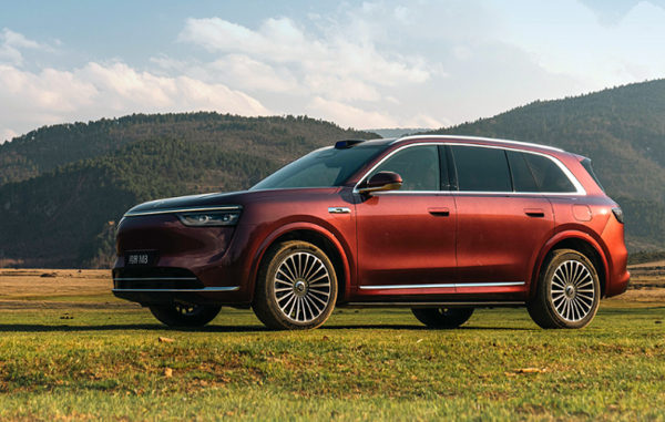 表现超优异！问界M8高温测试成绩出炉 “全能车王”实至名归