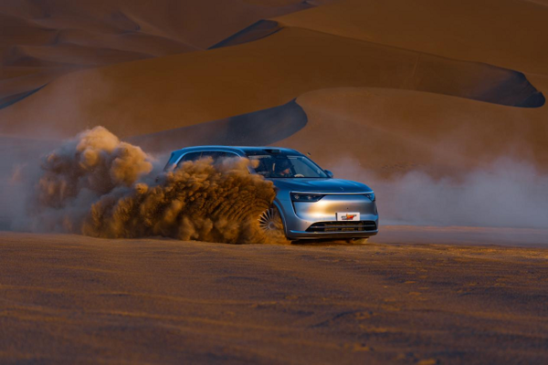 表现超优异！问界M8高温测试成绩出炉 “全能车王”实至名归