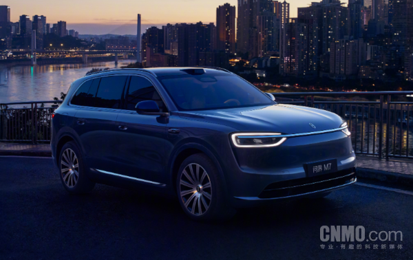 余承东：全新问界M7 ADS 4挑战重庆复杂道路 一把过！