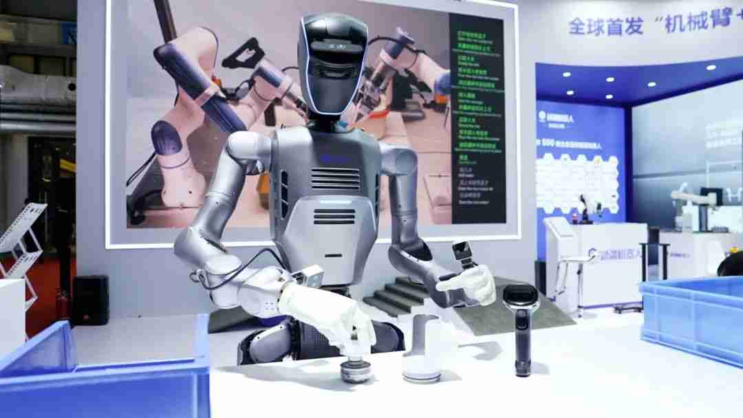 国内首家，越疆第 10 万台机器人下线