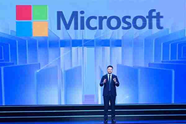 微软全球资深副总裁张祺：未来公司要么大  要么小  中型公司将急剧收缩