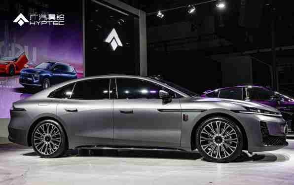 昊铂A800亮相成都车展 搭载华为ADS 4.0和鸿蒙座舱5