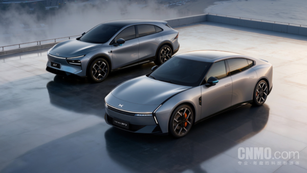 小鹏P7/G7Ultra上线VLA车位到车位功能