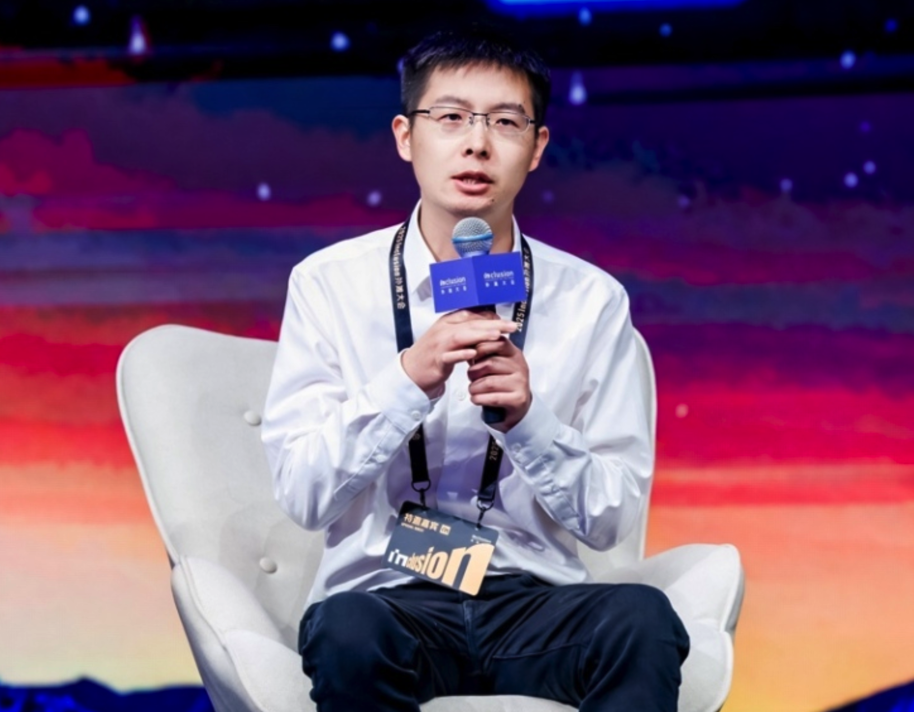 王兴兴：AI时代小团队更具爆发力