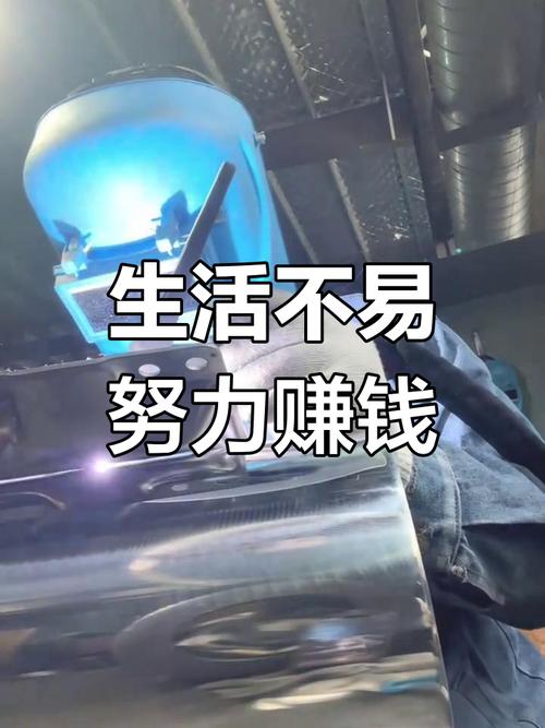 AI赚钱趋势解析与实战教程