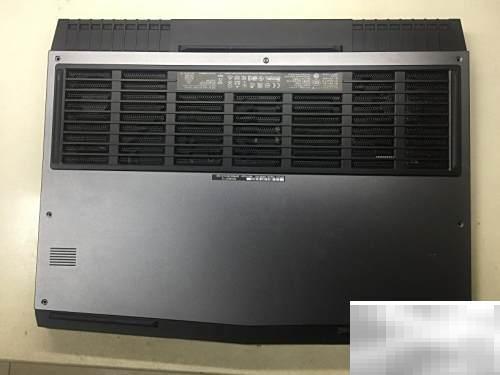 Alienware17R4拆机步骤详解