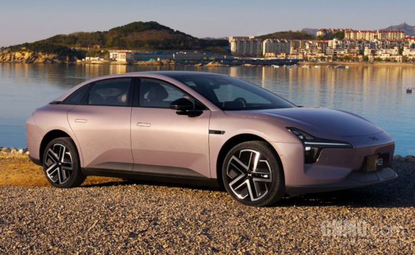 小鹏MONAM03车主常用苹果手机