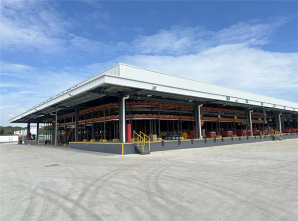 顺丰阳澄湖蟹转运中心启用，日处理40万件