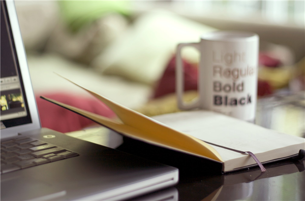 曹德旺：大学生别急创业，先积实操经验