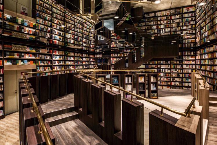 盐神居免费入口在线阅读