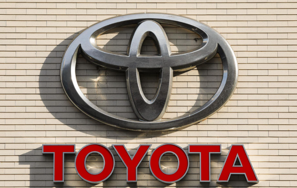 丰田第二财季利润骤降27%