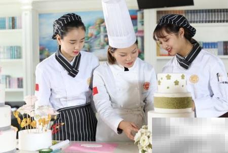 成都西点培训学校推荐排名