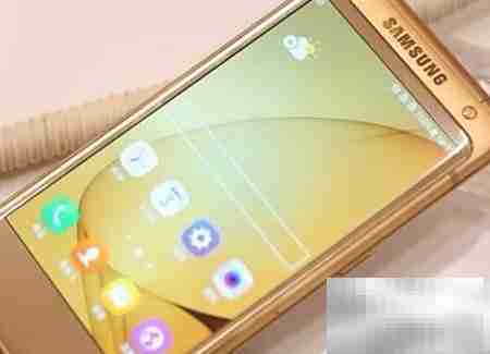 三星W2017黄金版配置曝光