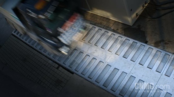 重卡碾过即发电：全球首个商业“道路发电厂”在德国启动