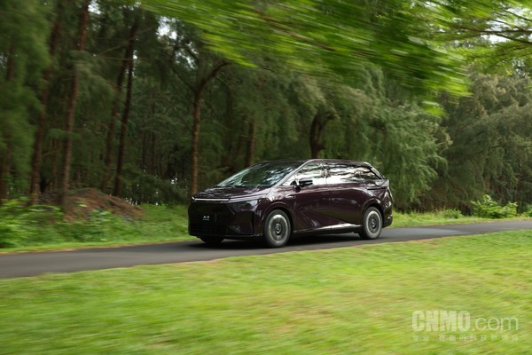 小鹏X9增程版交付时间延长至7-9周