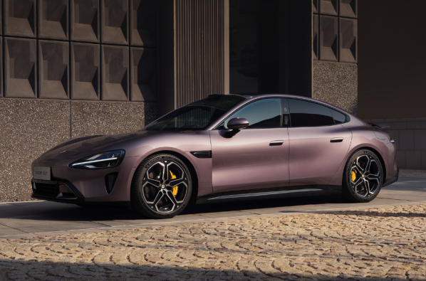 2025前10月中国汽车出口646万辆 能源车占比持续提升