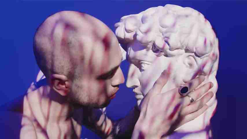 改善面部不对称：重塑脸型的科学方法和日常技巧