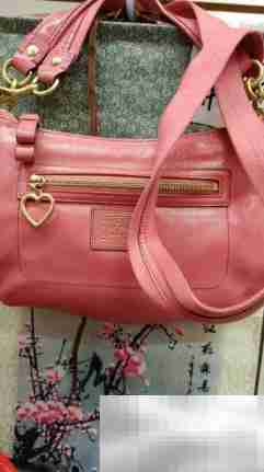 Coach包包保养小技巧