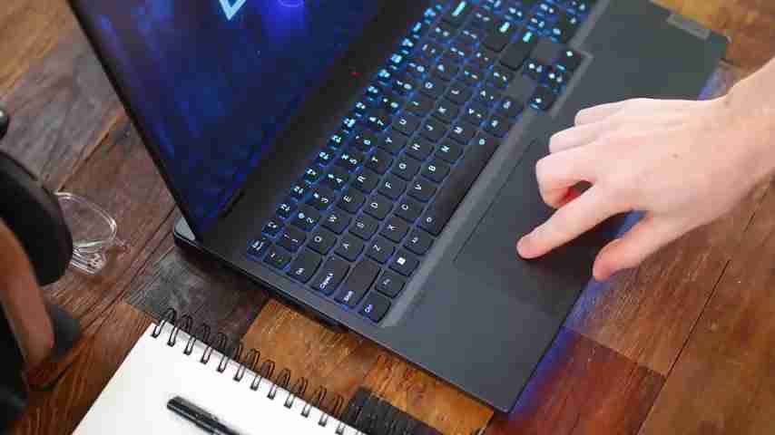 联想Legion Pro 7i Gen 8游戏本评测:AI加持的性能怪兽