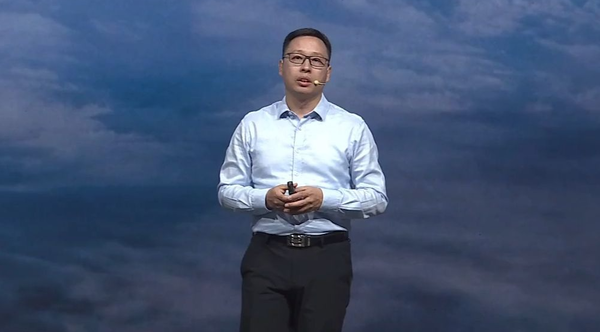 靳玉志：新能源车智能化成刚需，乾崑月销破10万