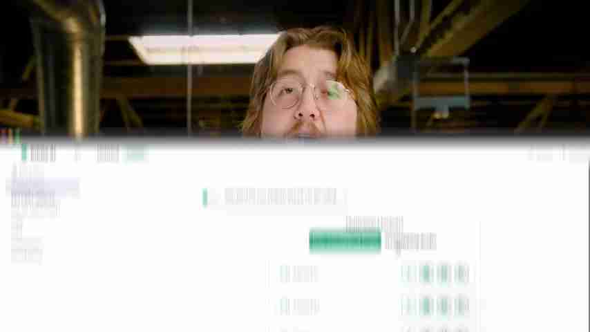 使用AI简化多机位播客视频编辑：Eddie AI全面指南
