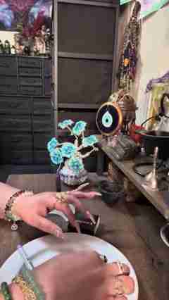 支配关系魔法：利用香烟仪式掌控人际关系