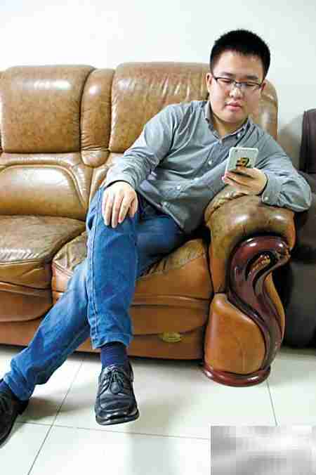 看手机最佳姿势推荐