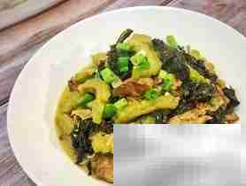 紫苏苦瓜焖肉做法