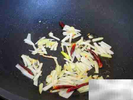 吮指河蟹做法大揭秘