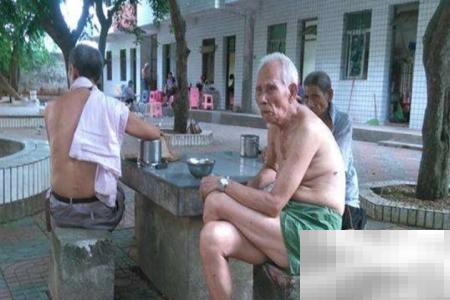 如何挑选靠谱养老院？