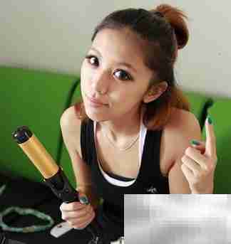 中长大波浪卷发造型推荐