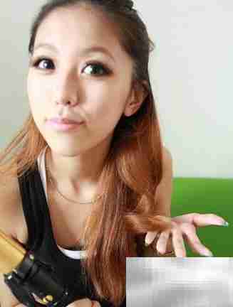 中长大波浪卷发造型推荐