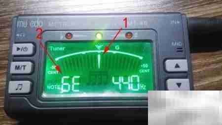 轻松调音:吉他调音器使用指南
