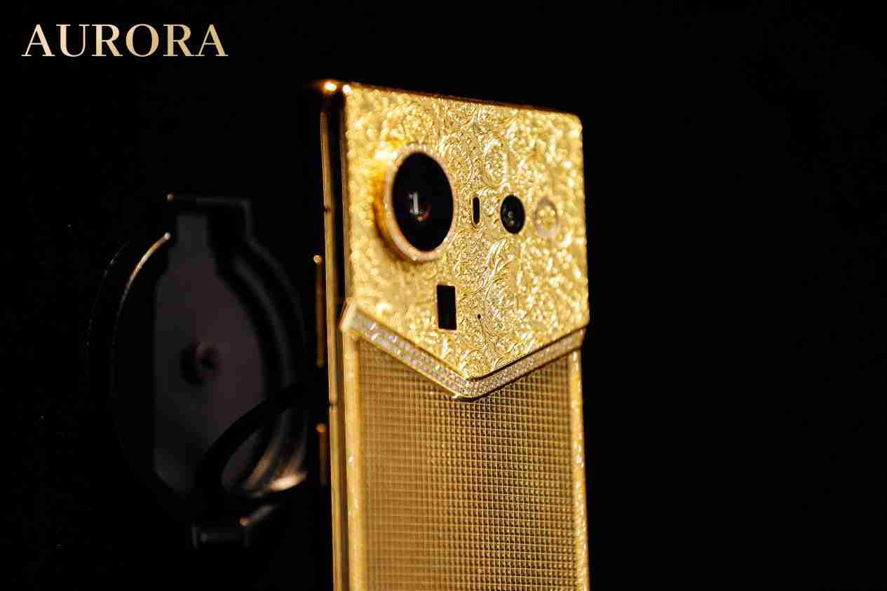 追觅AURORA手机首秀AWE 自研AI操作系统下半年发布