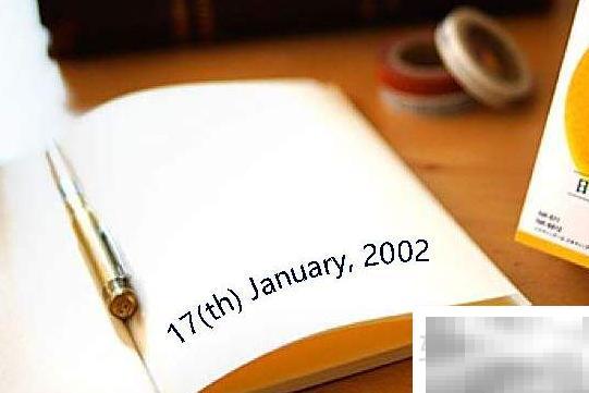 英语中日期和年份的读法和写法如下：一、日期的写法（格式）：美国格式（MM/DD/YYYY）例如：April5,2025→April5th,2025读作：Aprilfifth,twothousandandtwenty-five英国格式（DD/MM/YYYY）例如：5April2025→5thApril2025读作：FifthofApril,twothousandandtwenty-five二、日期的